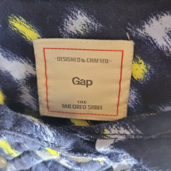 GAP The Tailored Shirt Blue Yellow Cheetah Print Button Down Size Large Petite - Picture 6 of 6